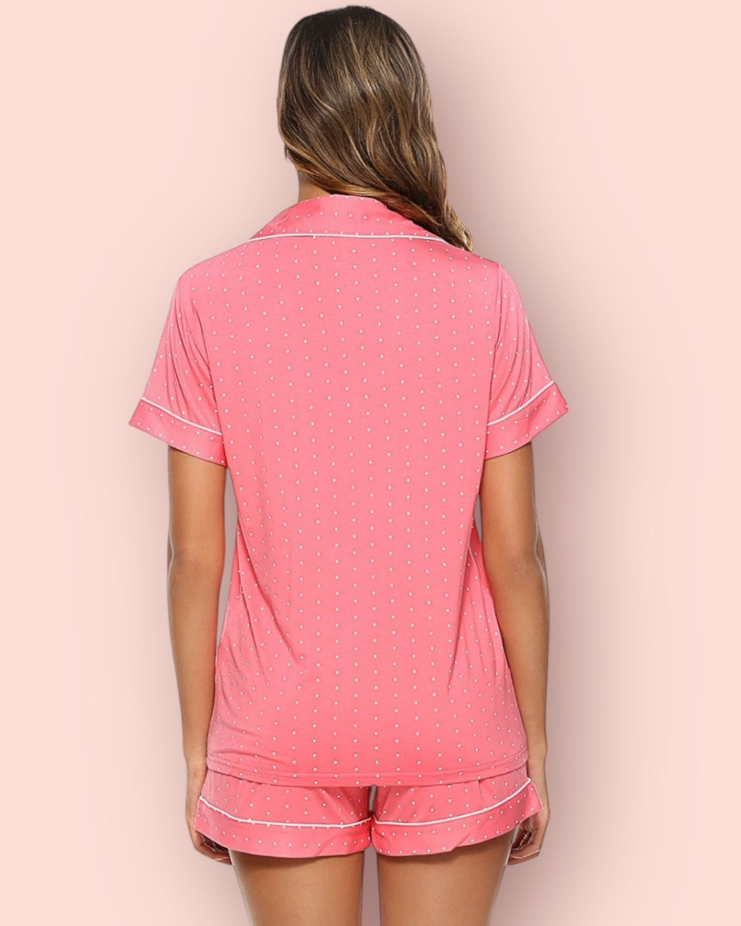 SOPHIE bamboo short pyjama set – model standing front view in pink