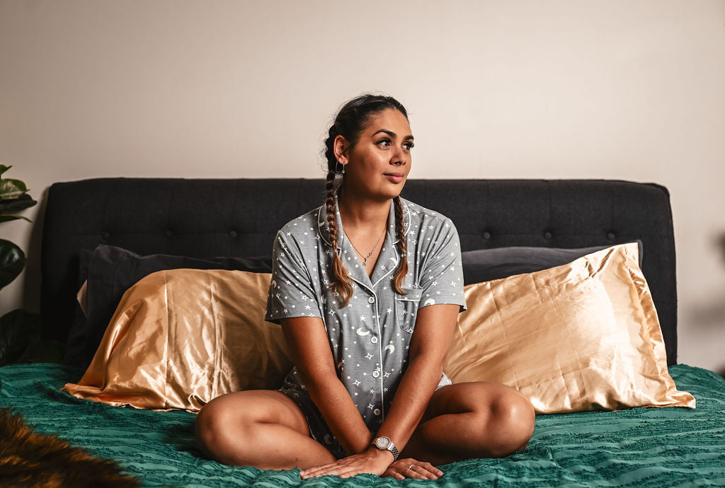 S/XL : FINAL SALE : Short Sleeve Nightie - Grey Starry Nights