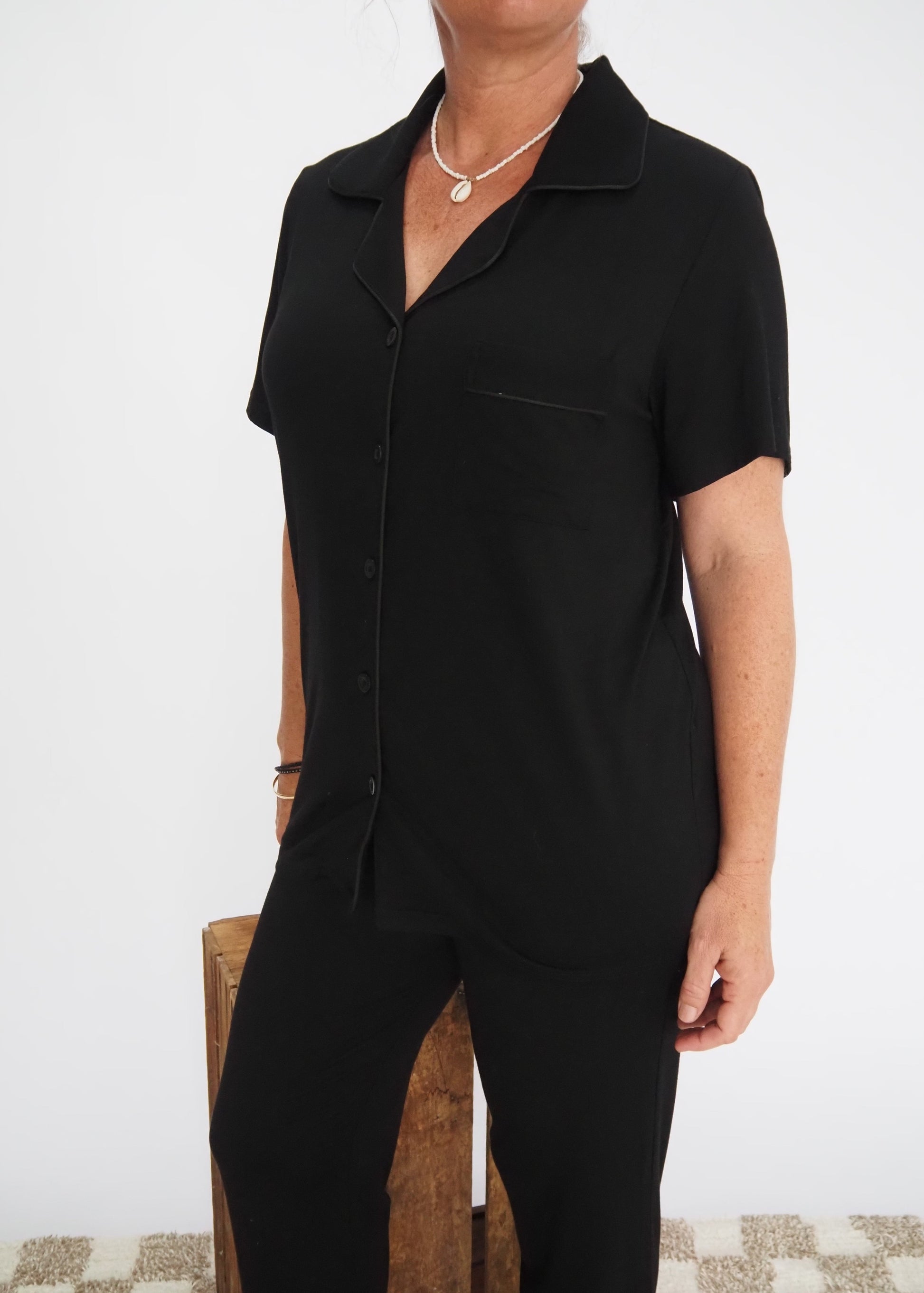 Bamboo Sleeps Phebe black pyjama set – soft and cooling loungewear